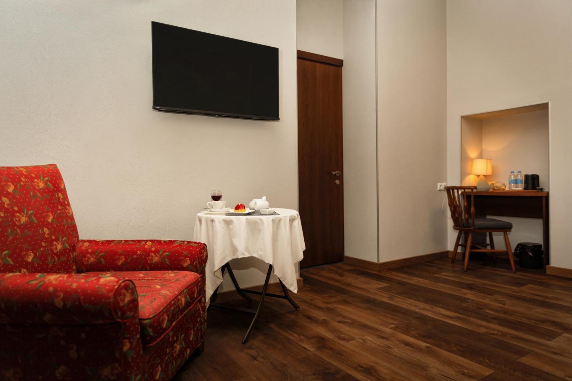 Tea For Two Hotel Tiflis Dış mekan fotoğraf