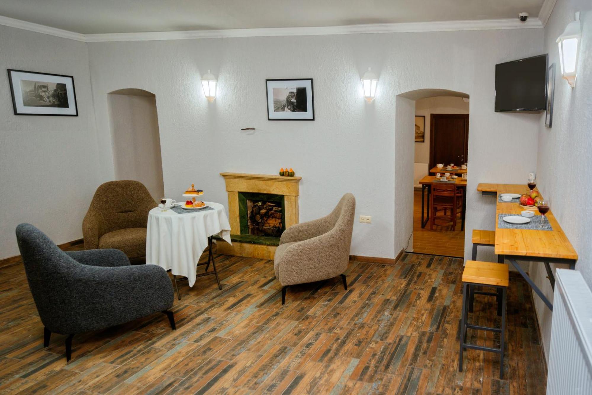 Tea For Two Hotel Tiflis Dış mekan fotoğraf